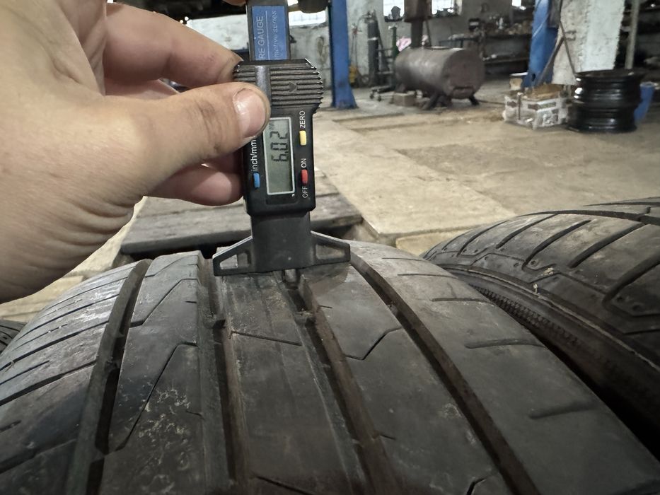 Шини Hankook 215/50R17 Резина Колеса 2019р 7.5mm два 6.1mm