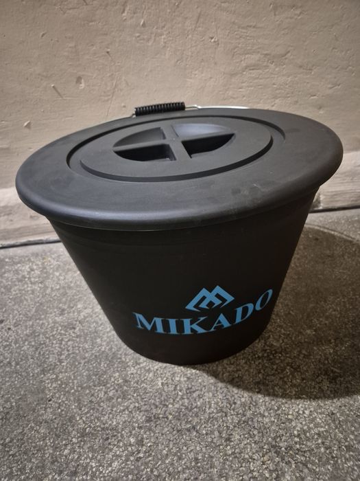 Sprzedam Wiadro wędkarskie Mikado z miską 25L