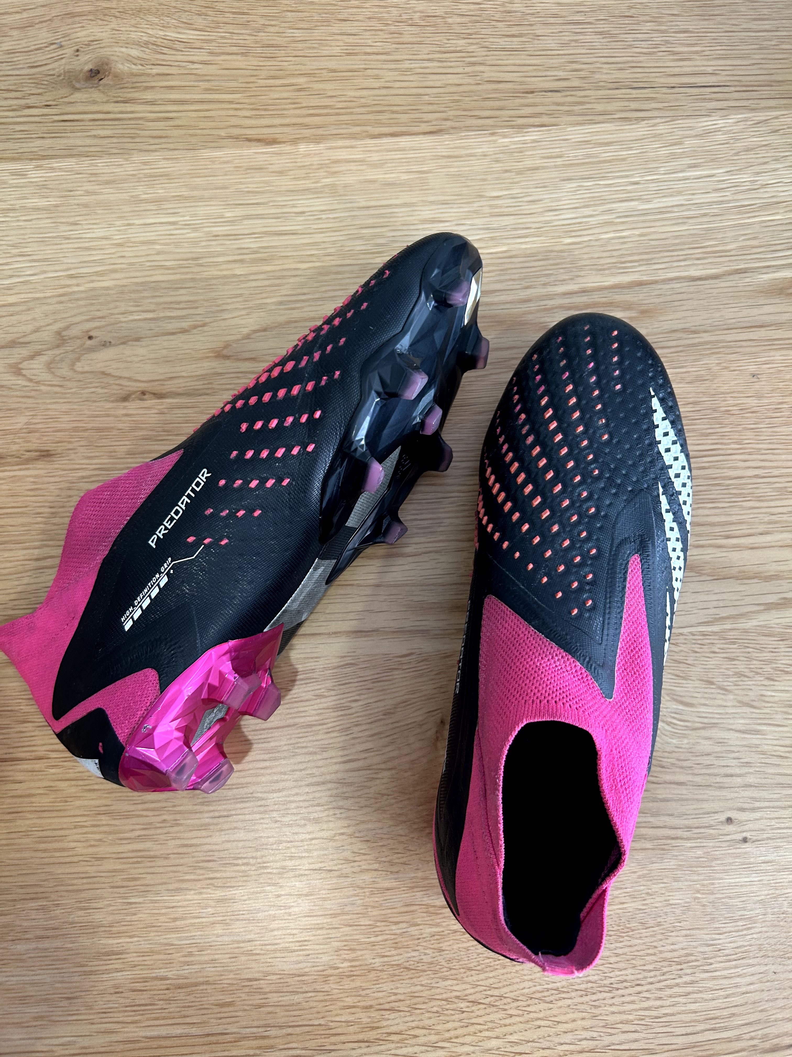 Chuteira da Adidas Predator 45 1/3