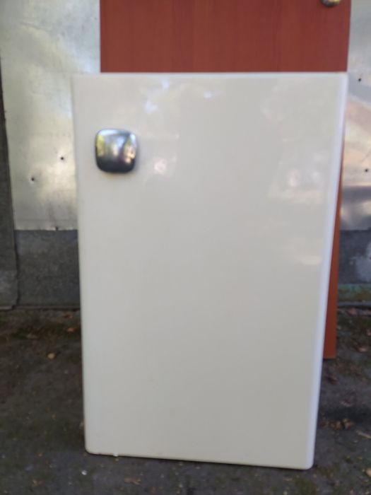 Тумба у ванну кімнату