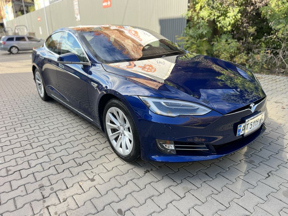 Продам Tesla Model S 90 D