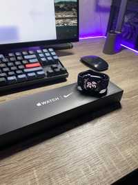 Apple Watch SE 44mm Nike Edition