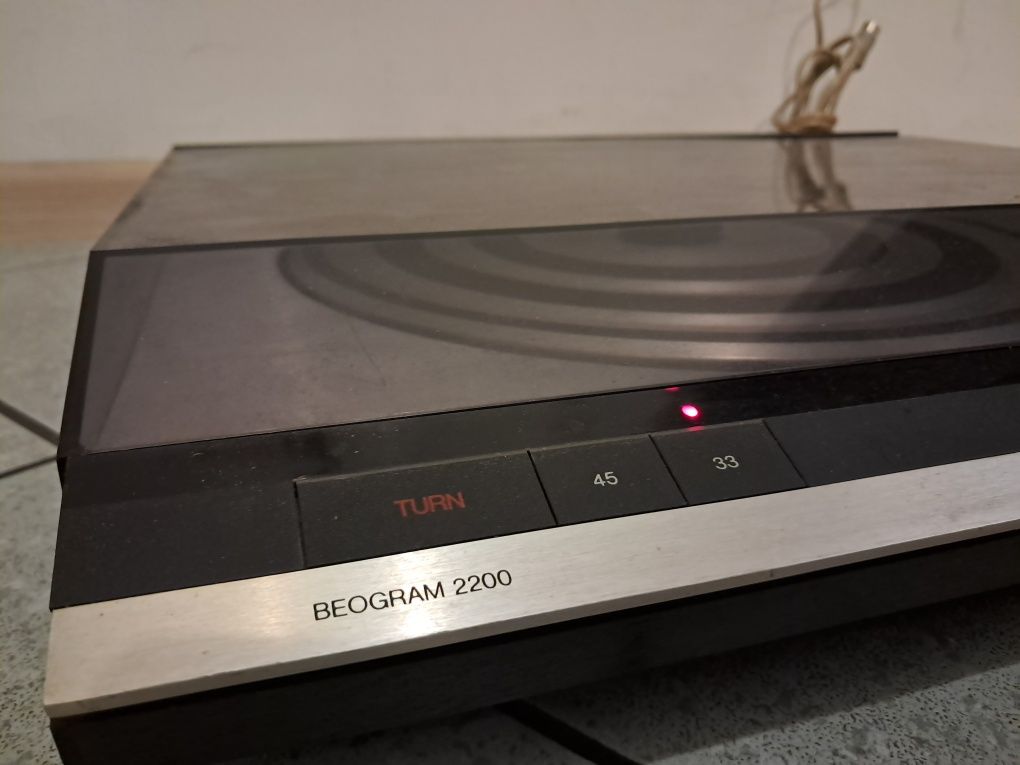 Gramofon Bang & Olufsen Beogram 2200