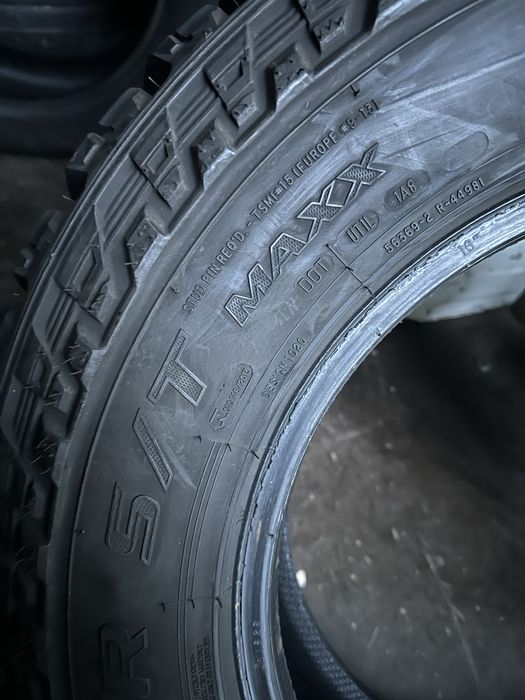 Резина A/T Cooper 225/75/16 болото R16 комплект 95%