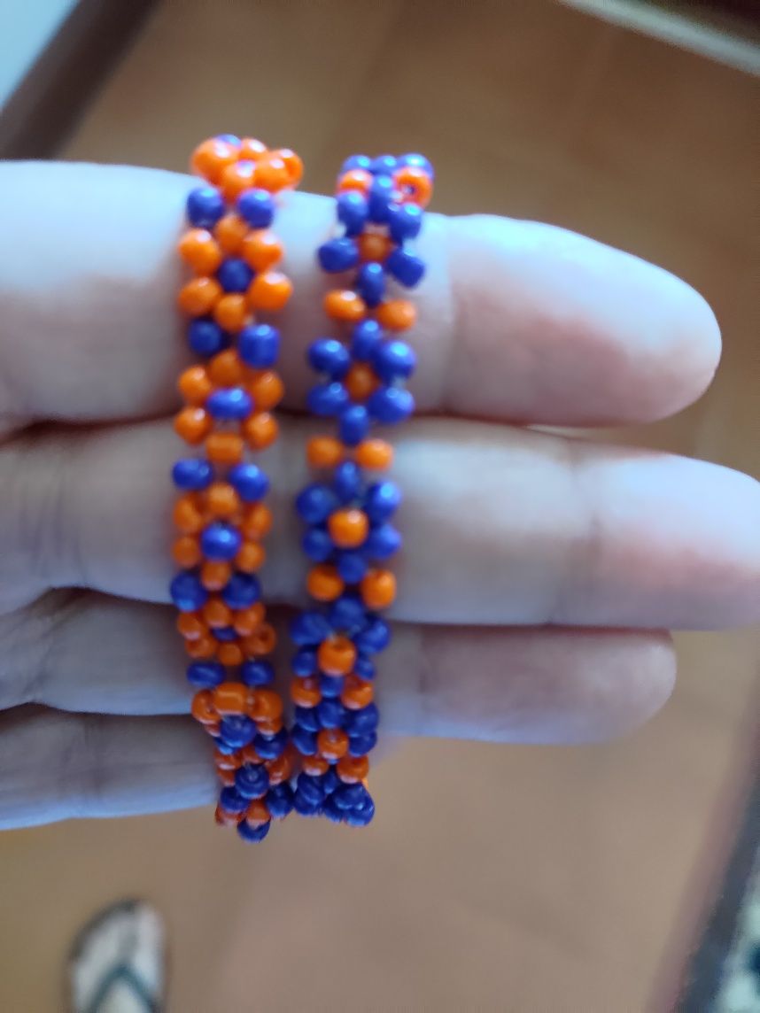 Pulseiras de missangas