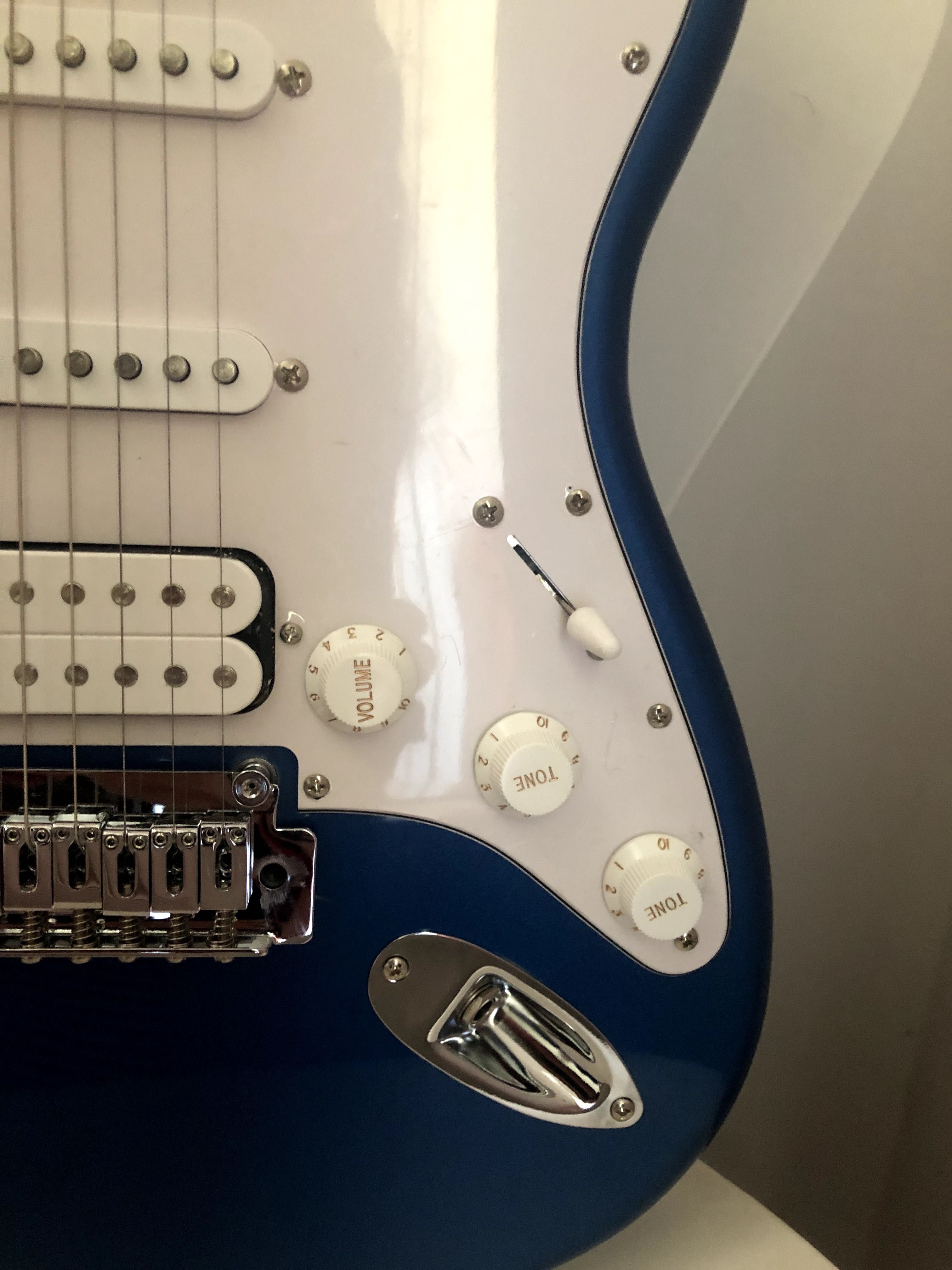 guitarra elétrica stratocaster - quier