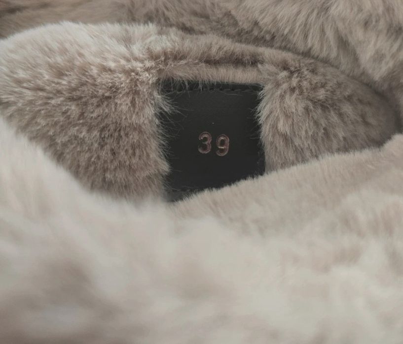 Buty damskie moncler