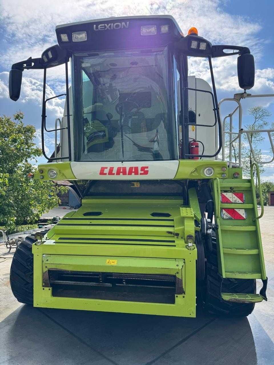 Комбайн Claas Lexion 560 ТТ  2009 рік  3200/1900 годин, повний привод