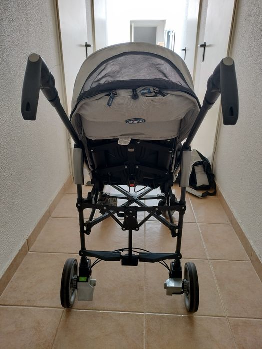 Carrinho da coleção Trio Living da Chicco