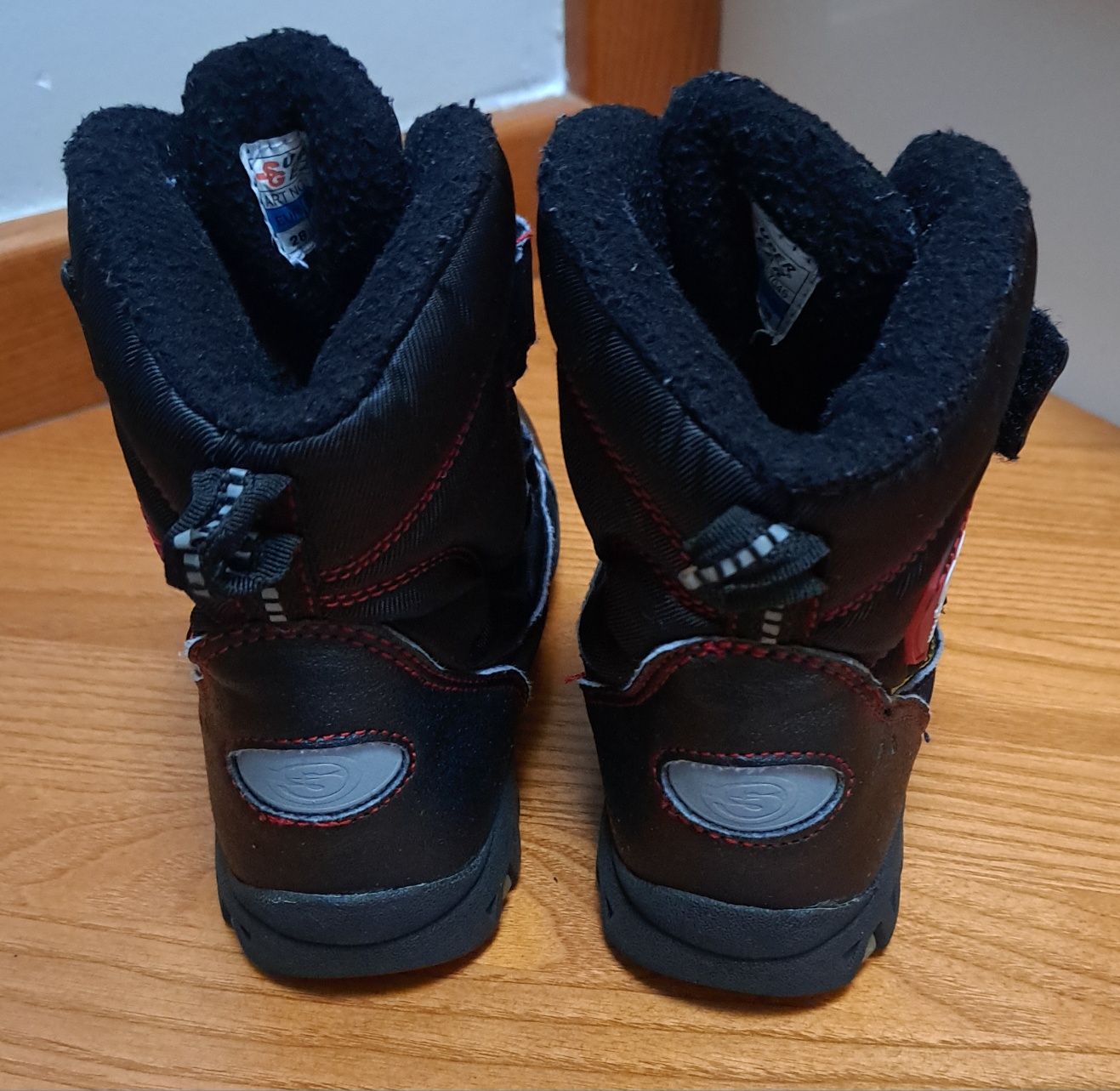 Buty śniegowce dla chłopczyka r.28 Stan Bdb