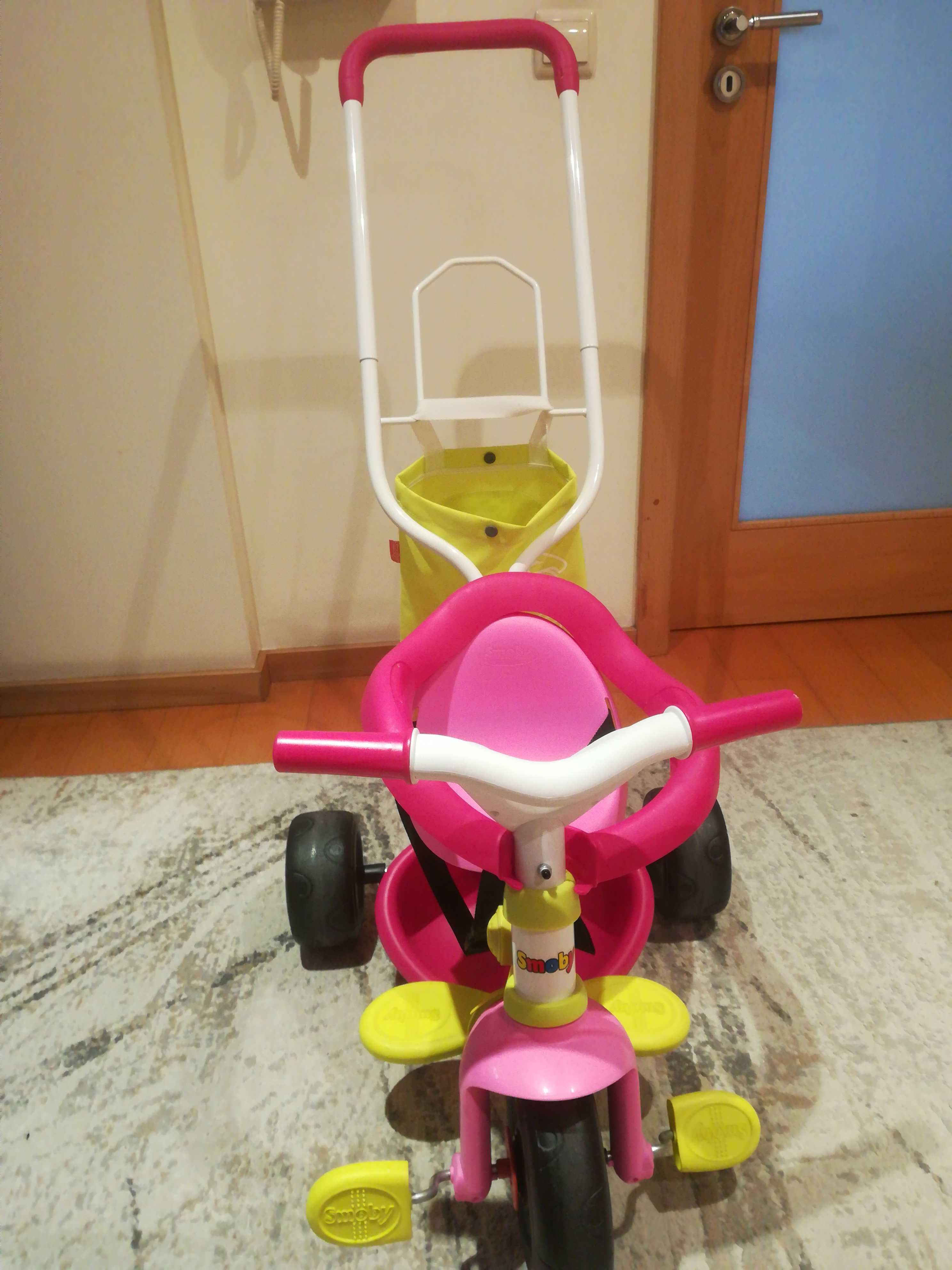 Triciclo menina cor de rosa