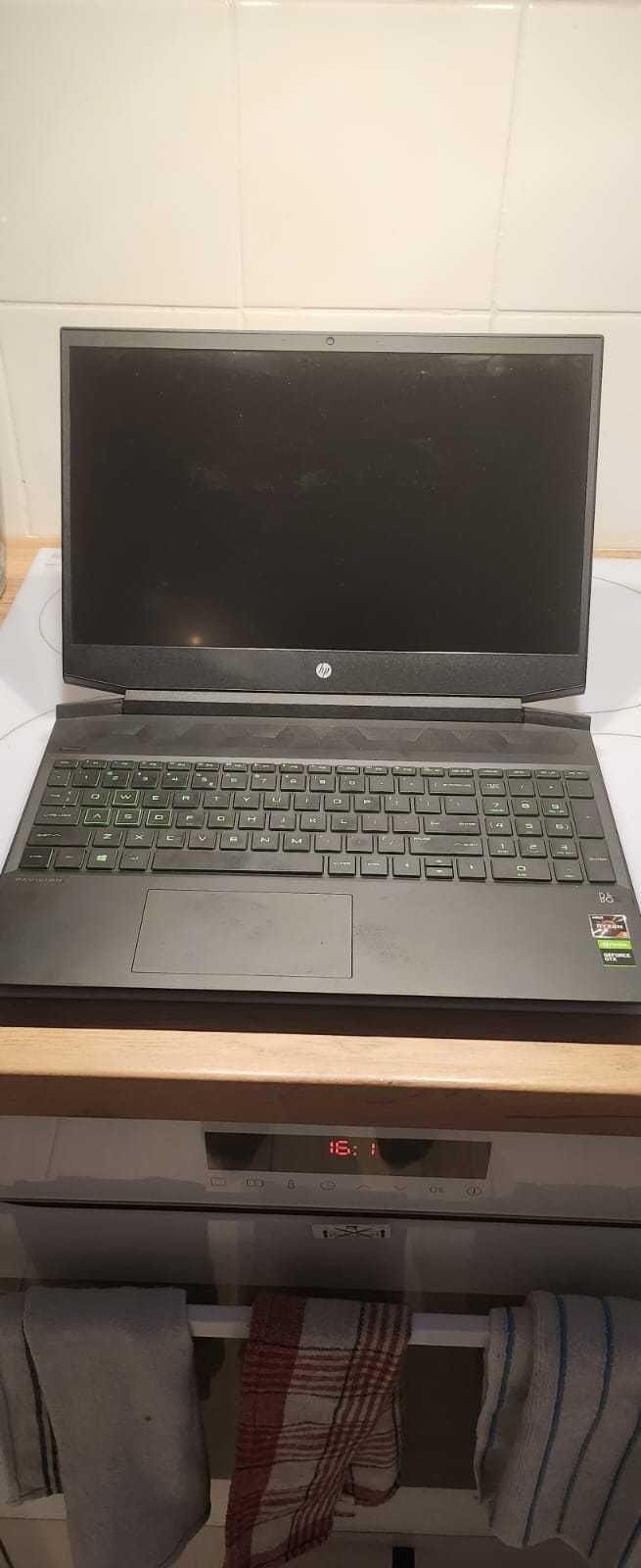 hp pavilion gaming laptop + gratis myszka