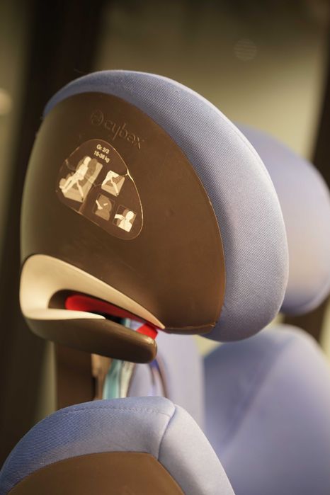 Автокрісло Дитяче Cybex Pallas M-Fix 2-в-1  Гарний технічний стан