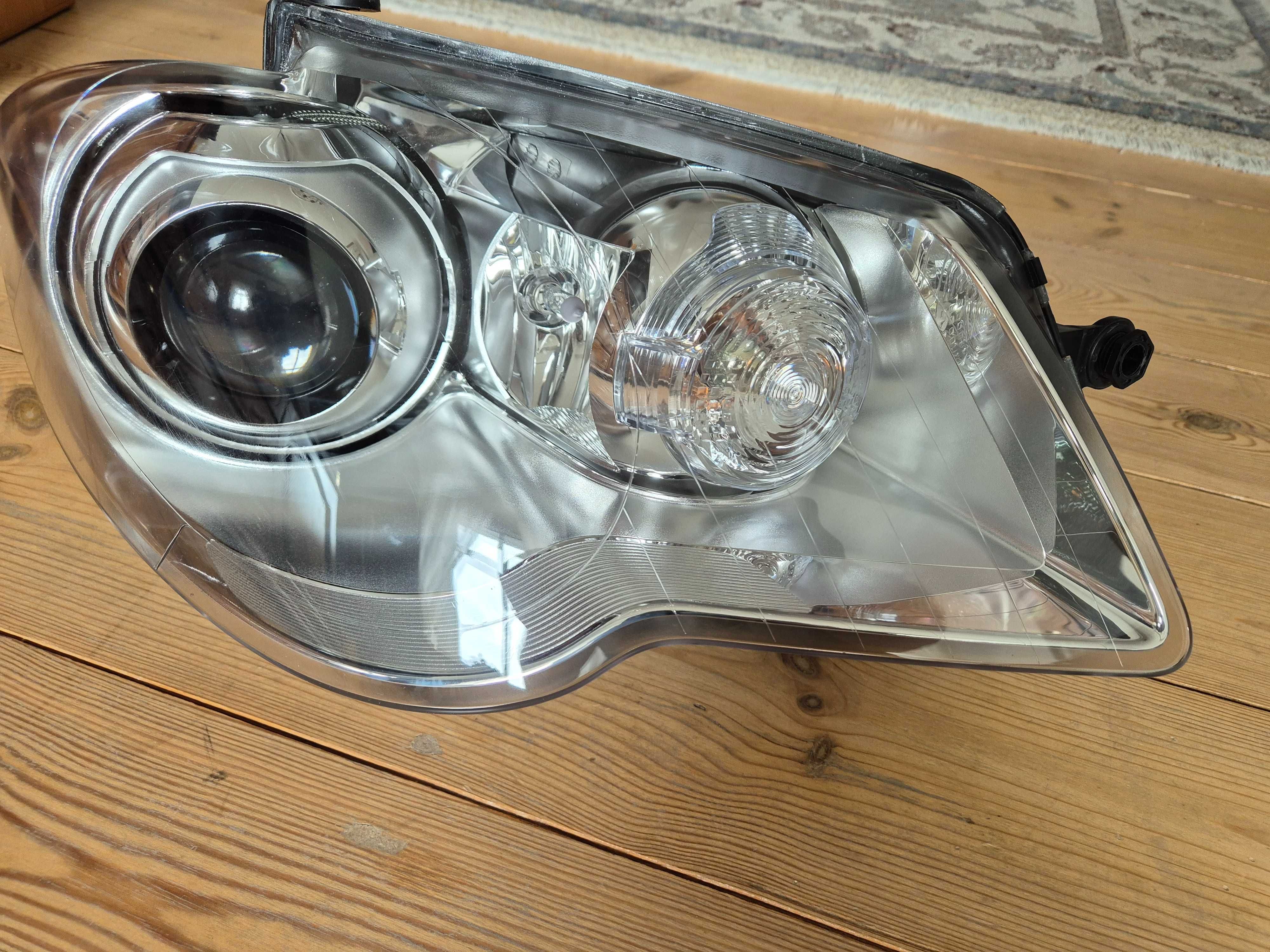 Volkswagen touran lift lampa przód prawy