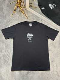 T-shirt nike stussy