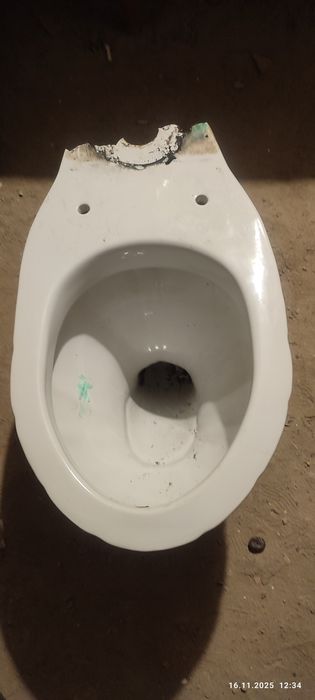 Продам унітаз б/у.