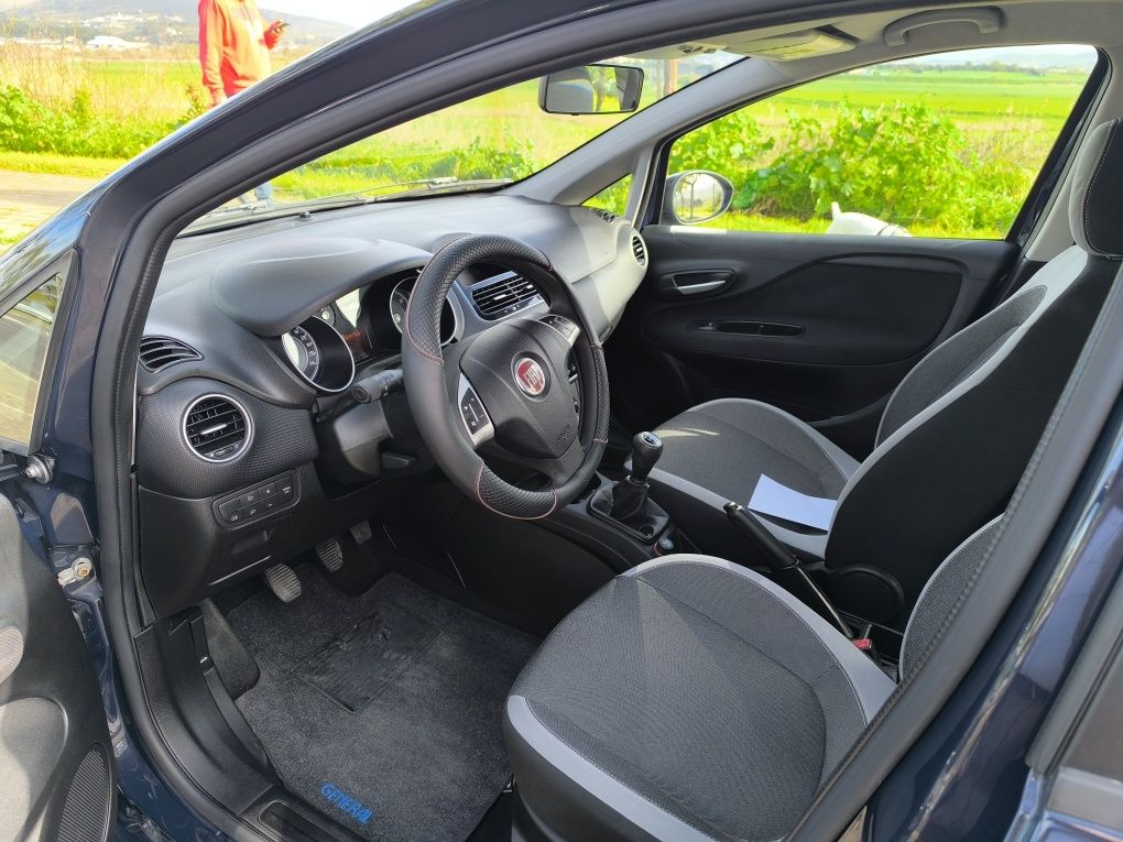 Fiat Punto 1.3 M-Jet Easy S&S, ano 2012