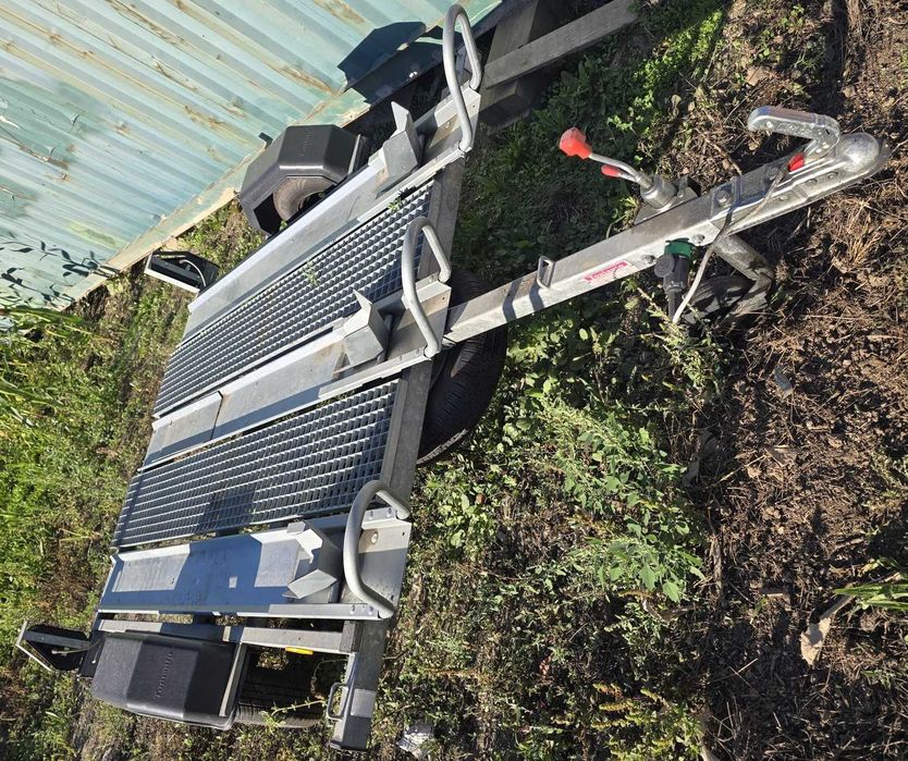 Atrelado para 3 Motas