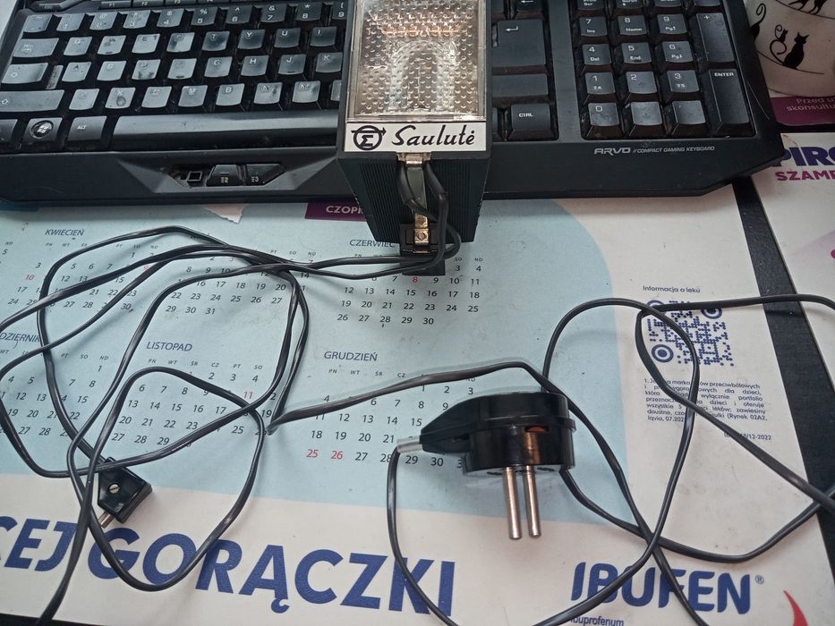 Zabytkowa Lampa Błyskowa SAULUTE N 30115 ZSRR