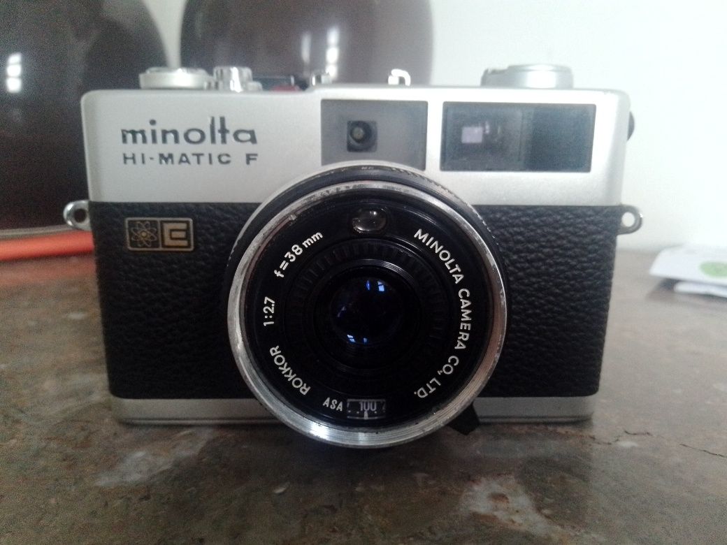 Minolta HI-MATIC  F