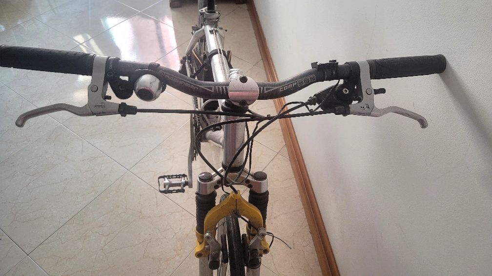 Bicicleta usado 26"