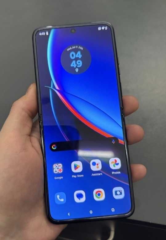 Смартфон Motorola Razr Plus 2023 8/256GB