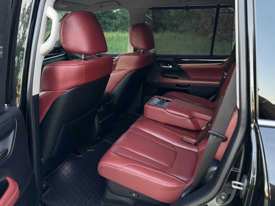Продам Lexus LX450d
