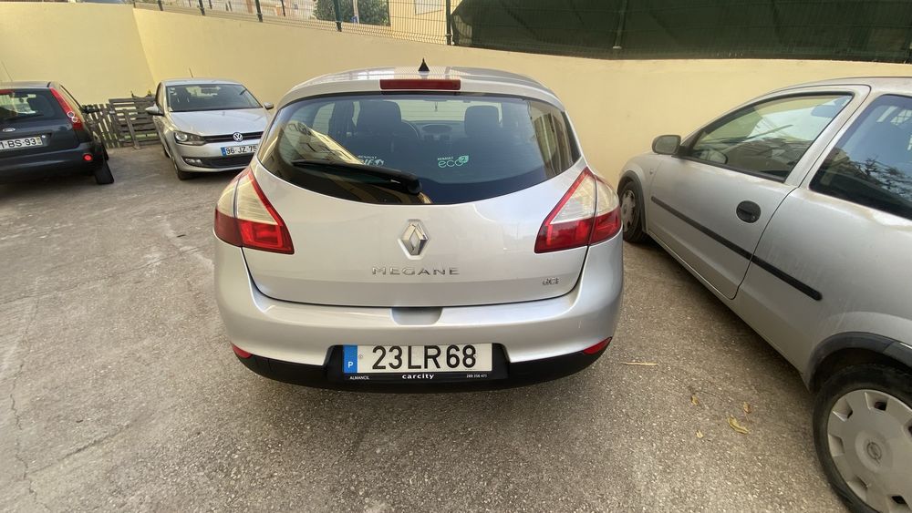 Renault Megane III Hatchback 1.5dCi 90cv 2011