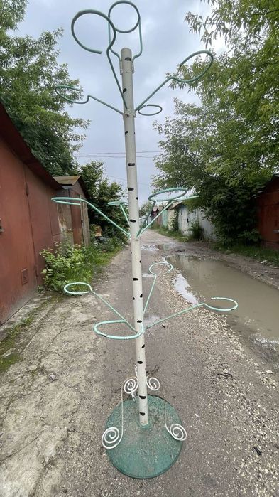 Підставка для вазонів.