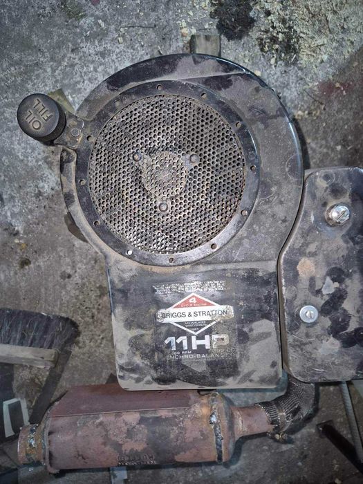 Silnik Brigs&tation 11 hp
