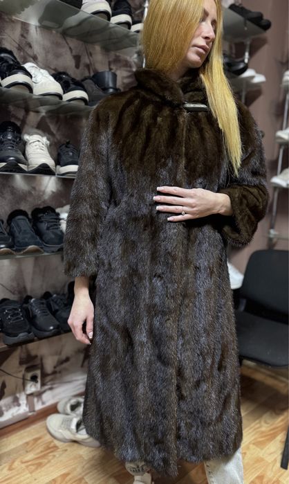 Продам шубу норковую