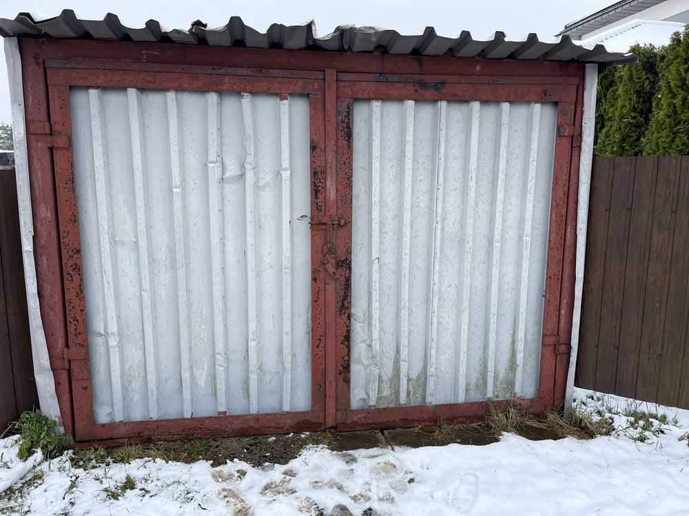 Garaz blaszany 3,10x6,40 zdrowa konstrukcja