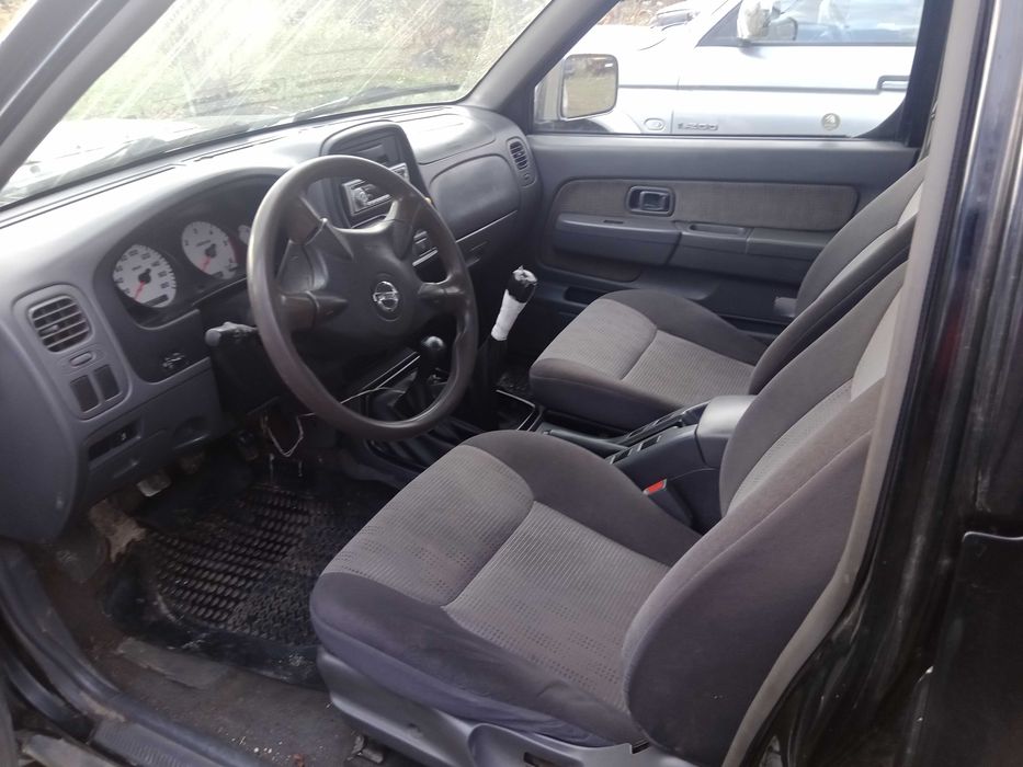 продам Nissan Navara 2.5