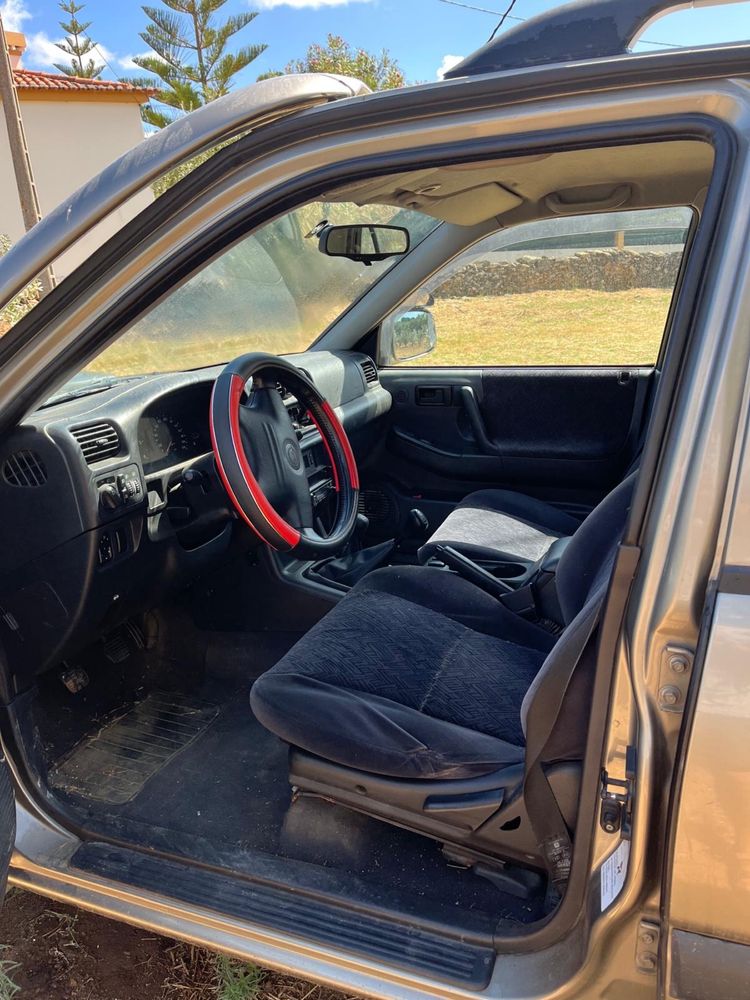 Opel frontera B 2.2 limited