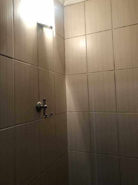 Продаж кімнати на Молодіжній