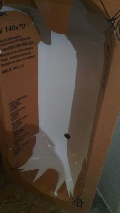 Ванная стальная INSANA без ножек 140х70 НОВАЯ