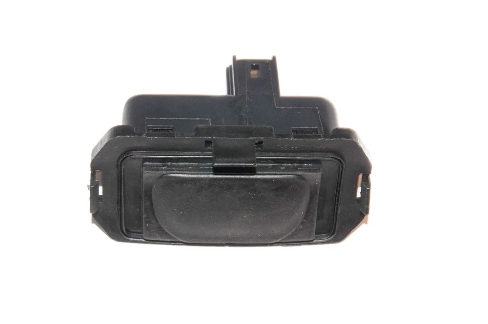 PRZYCISK PRZEŁACZNIK KLAMKA TYLNEJ KLAPY RENAULT LAGUNA II HB 01- 98091103