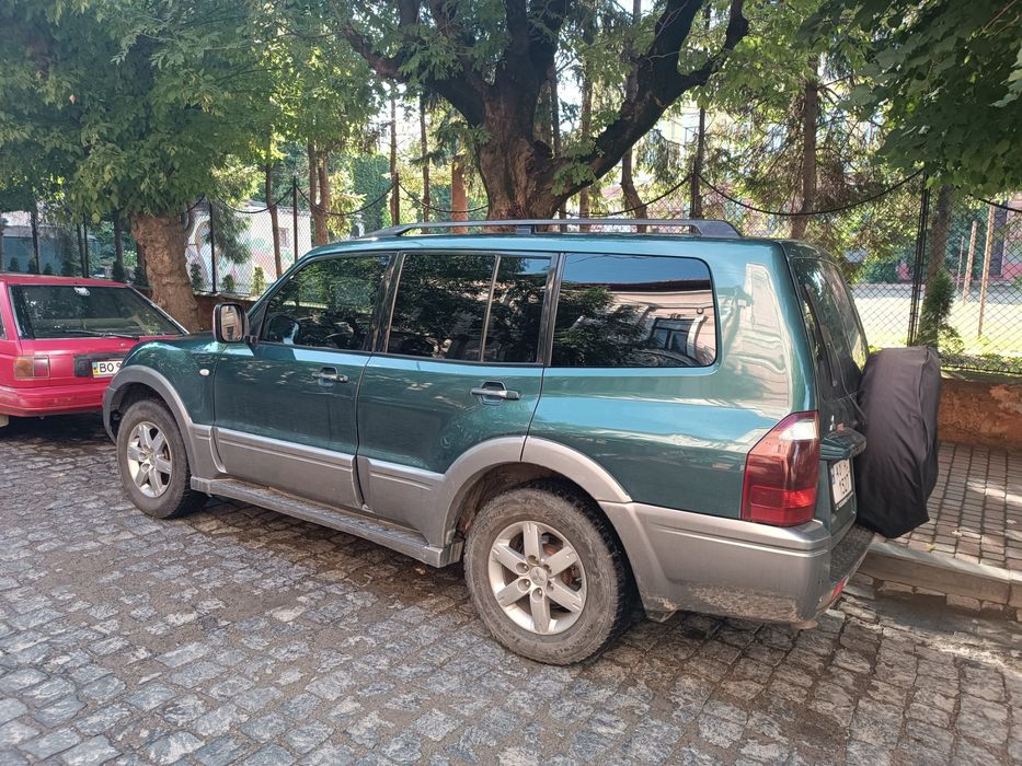 Продам паджеро 2006 рік