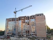 Продаж 3к квартири 82 кв. м на вул. Глибока