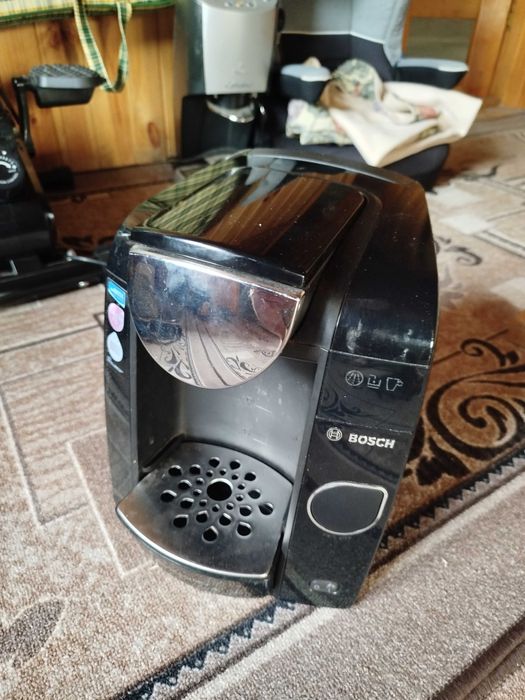 Кавоварка кавовий апарат Bosch