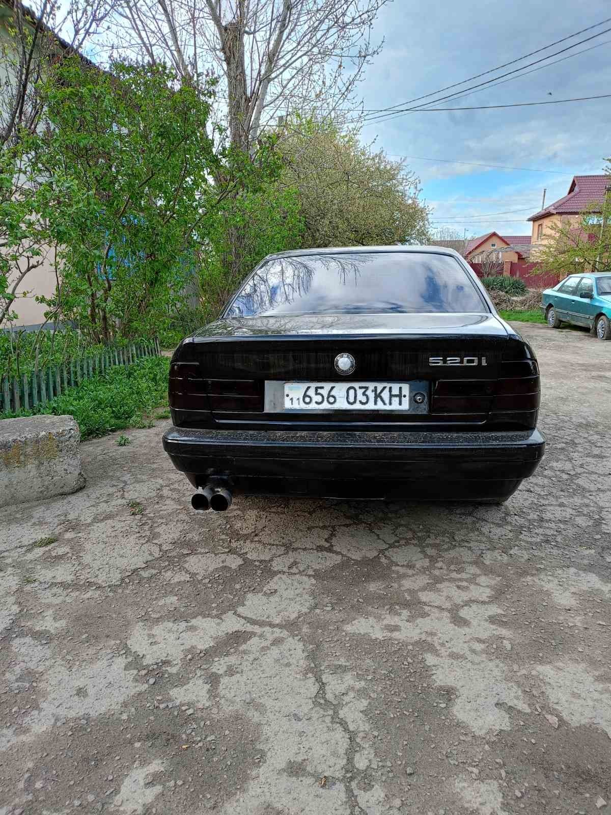 Продам  BMW -E34