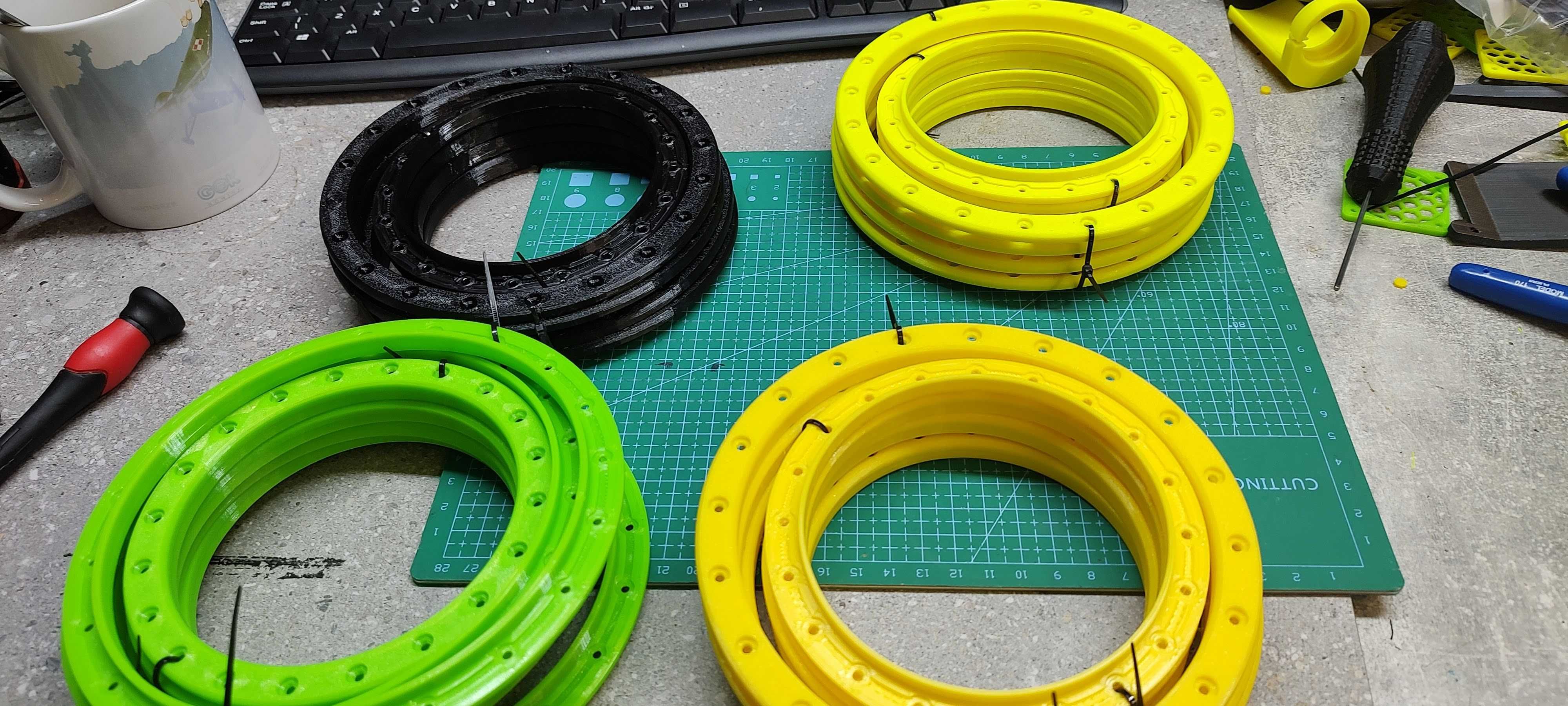 Opcjonalne Pierścienie do kół Proline z Felgami Pro-Loc 4.3”