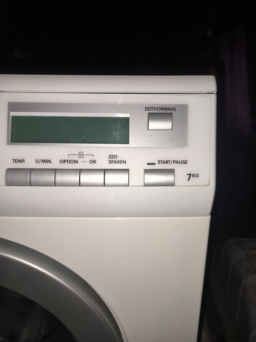 AEG пральна машина 7 кг в новому робочому стані, обмін