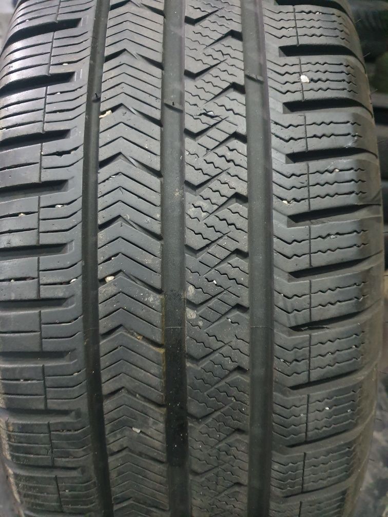 215/55R17 98V Vredestein Quatrac 5