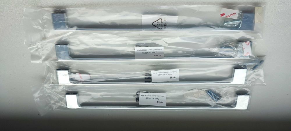 Uchwyty meblowe 320mm chrom 4 szt