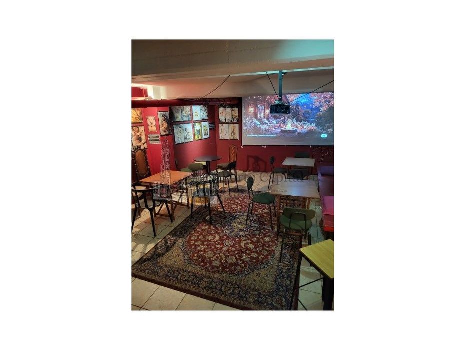 Excelente Oportunidade De Trespasse
Pizzeria Com Esplanada Em Plen...