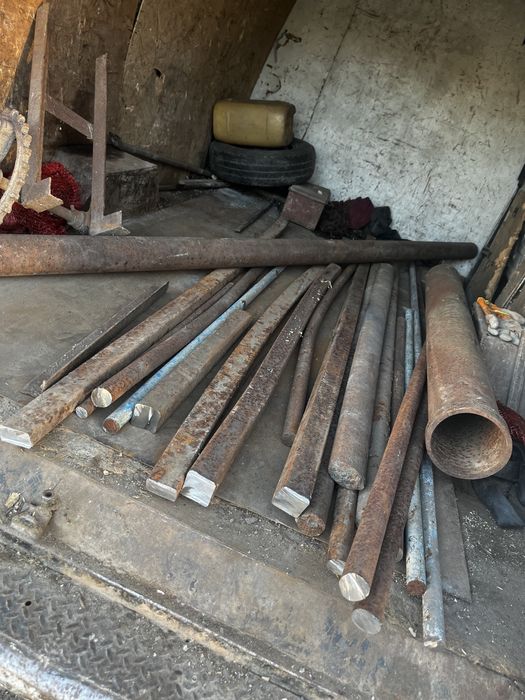 Металеві листи  бу діловий метал кругляк токарний бойлер нержавійка