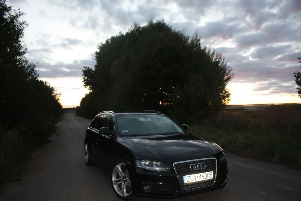 Audi A4 Audi A4B8 Avant 2.0 TDI multitronic
