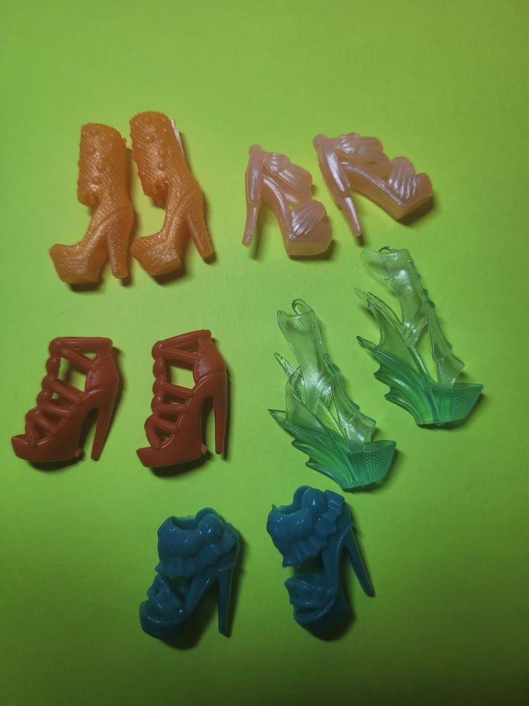 Buty dla lalki Barbie komplet