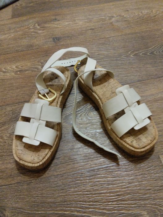 Босоніжки Next розмір 38